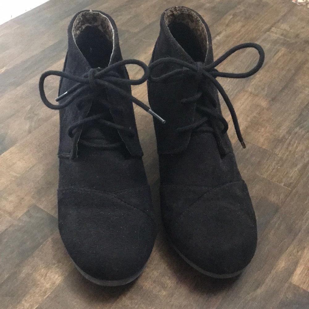 Faux suede wedge booties - size 7